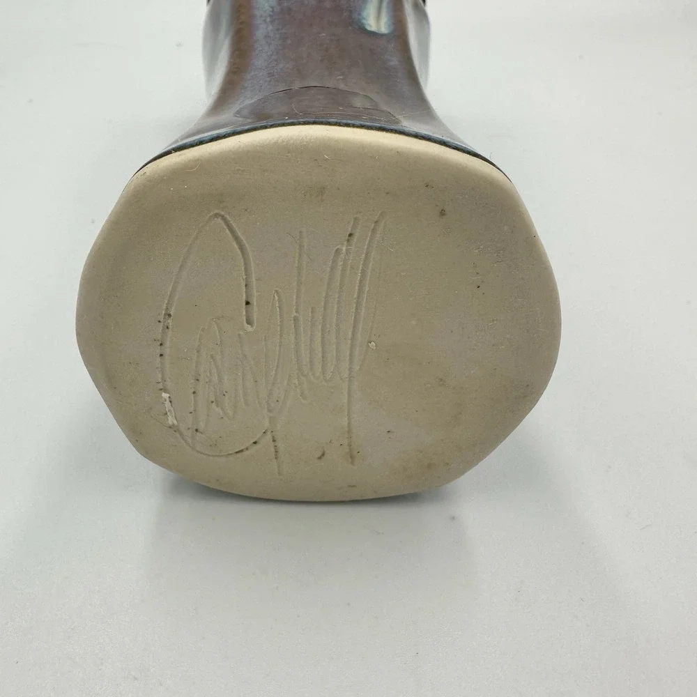 Signed Bill Campbell Studio Pottery Vase‎ Iridescent Blue Brown Glaze 7.5